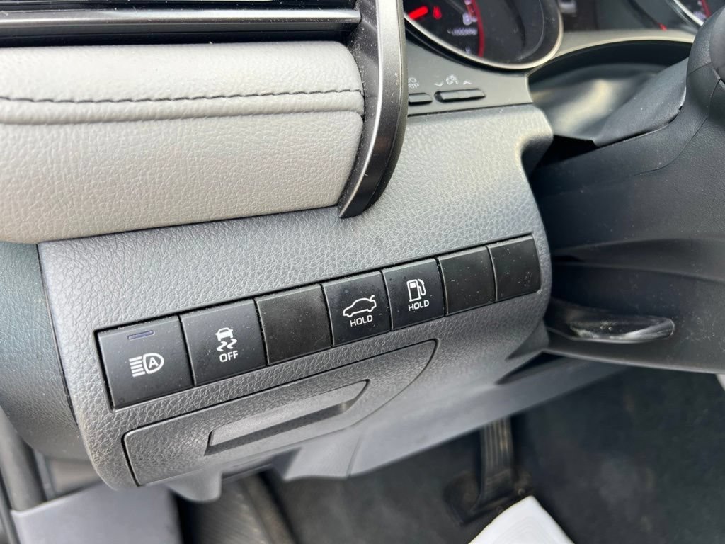 Used 2024 Toyota Camry XSE FWD image 21