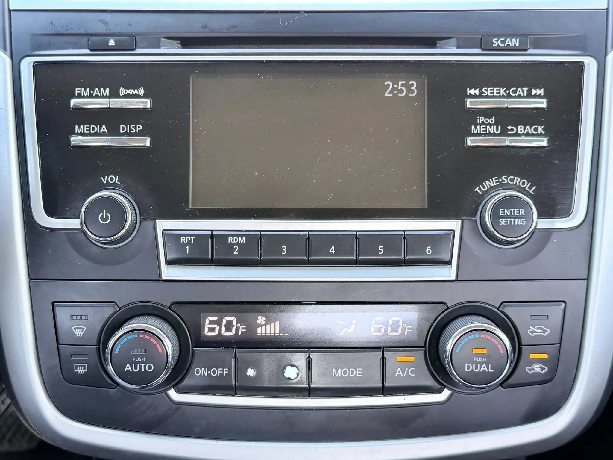 Used 2017 Nissan Altima 2.5 SL w/ Moonroof Package FWD image 26