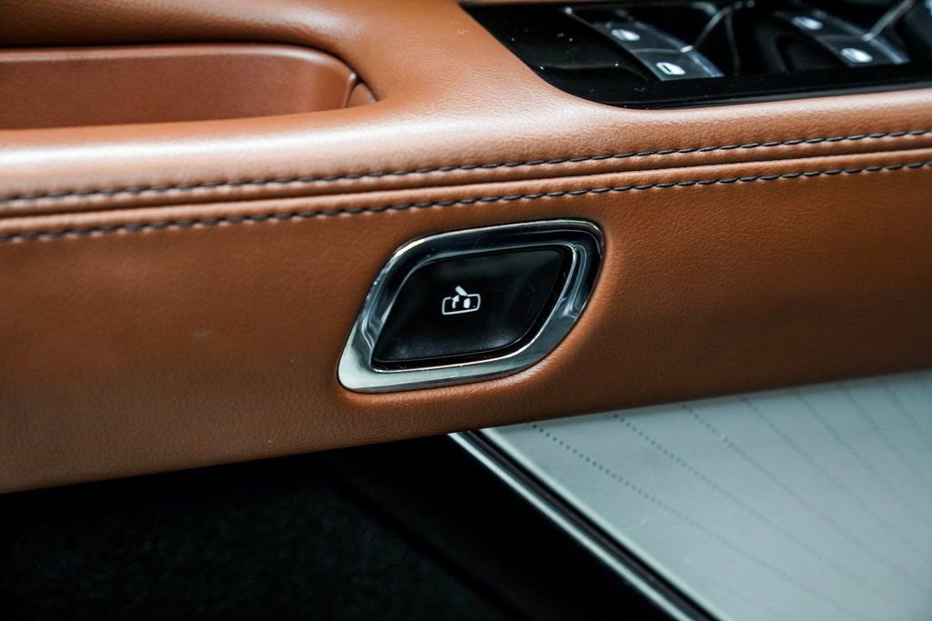 Used 2023 Lincoln Aviator Reserve w/ Equipment Group 201A image 47