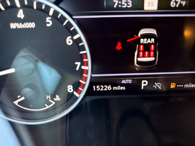Used 2024 Nissan Pathfinder SL w/ SL Premium Package AWD/4WD image 18