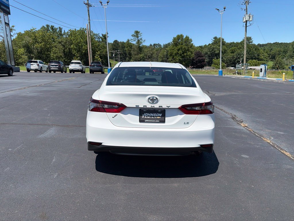 Used 2024 Toyota Camry LE FWD image 9