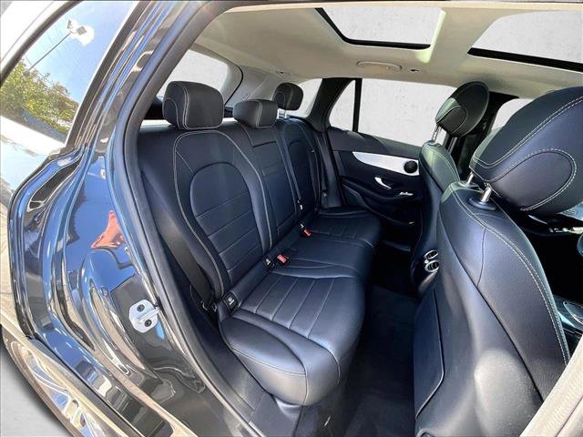 Used 2022 Mercedes-Benz GLC 300 image 29