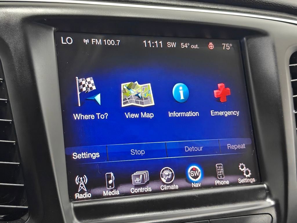 Used 2015 Chrysler 200 Limited w/ Comfort Group image 28