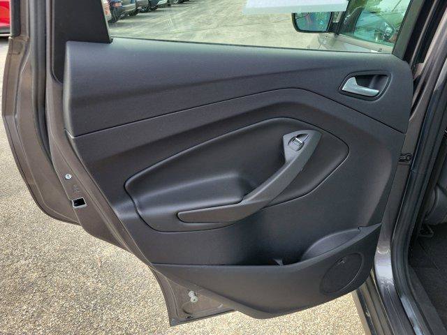 Used 2014 Ford C-MAX SE FWD image 11