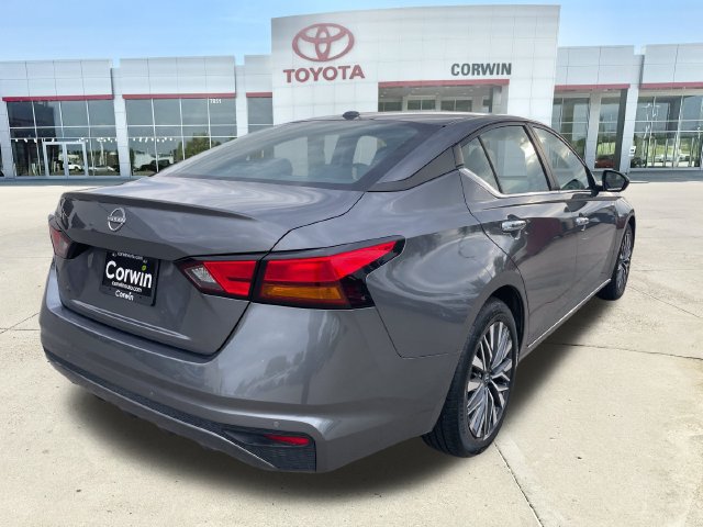 Used 2025 Nissan Altima 2.5 SV FWD image 5