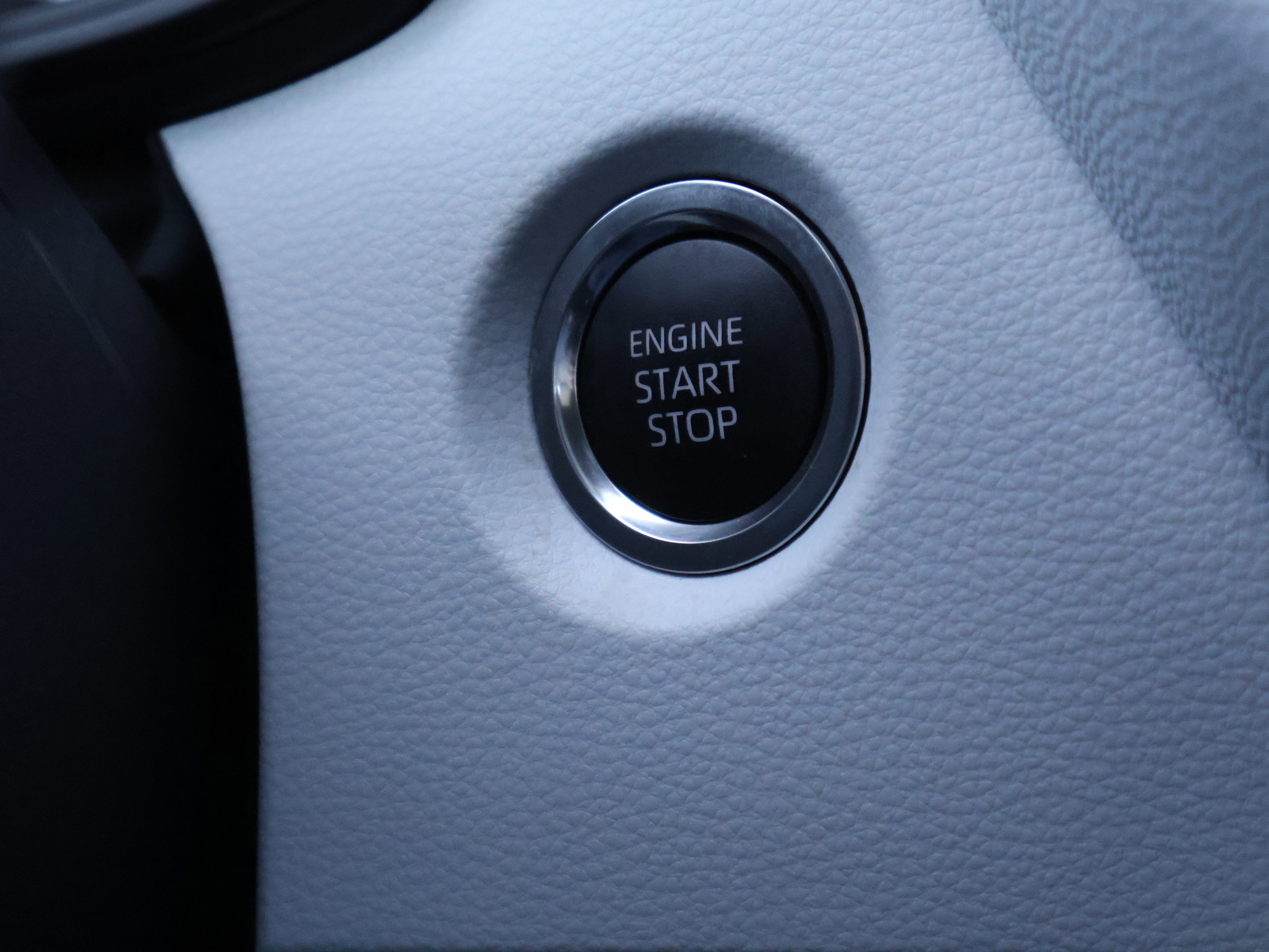 Used 2025 Toyota Corolla FX w/ Convenience Package image 26