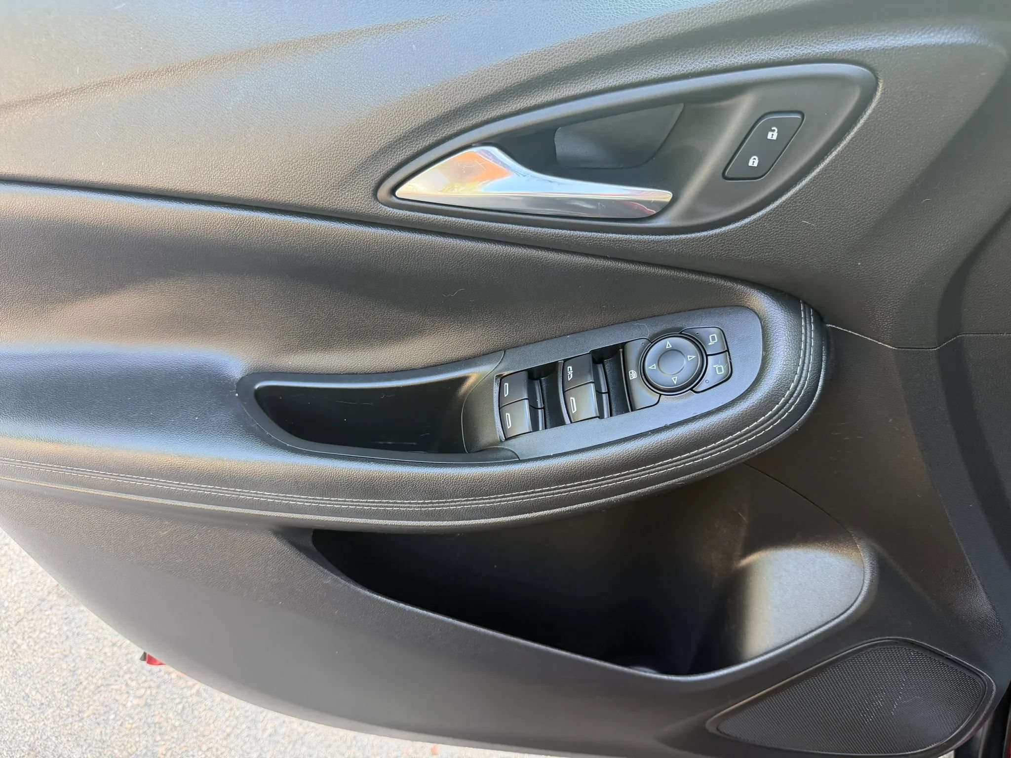 Used 2021 Buick Encore GX Preferred FWD image 17