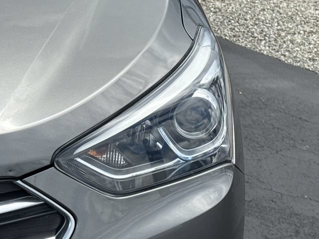 Used 2018 Hyundai Santa Fe Sport w/ 2.4L Value Package 02 FWD image 14