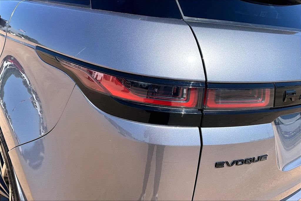 Used 2022 Land Rover Range Rover Evoque R-Dynamic SE AWD/4WD image 30