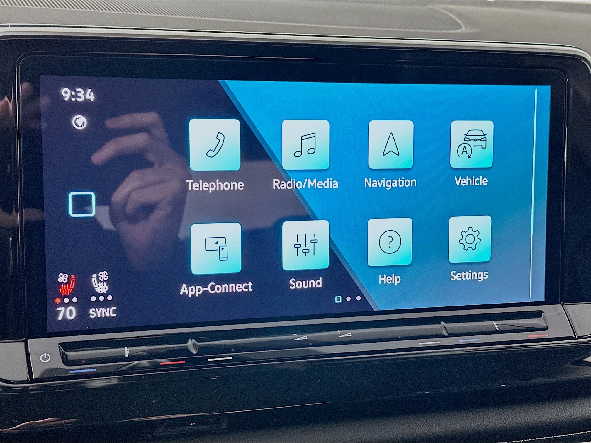 New 2026 Volkswagen Atlas SE image 14