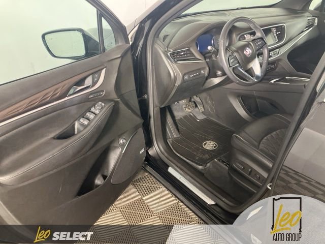 Used 2023 Buick Enclave Avenir w/ Trailering Package, 5000 lbs. image 10