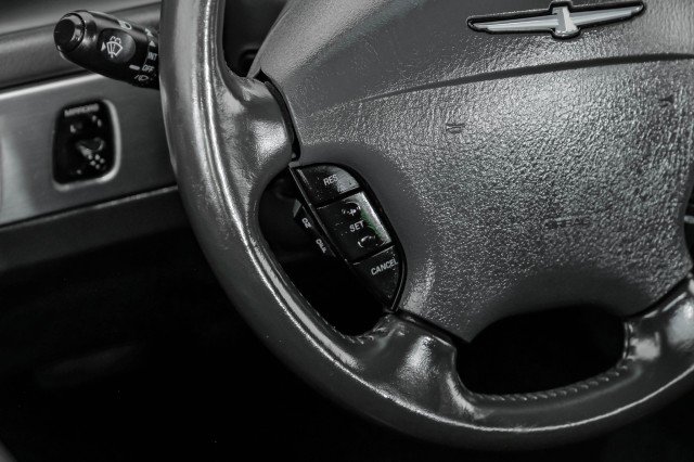 Used 2002 Ford Thunderbird image 15