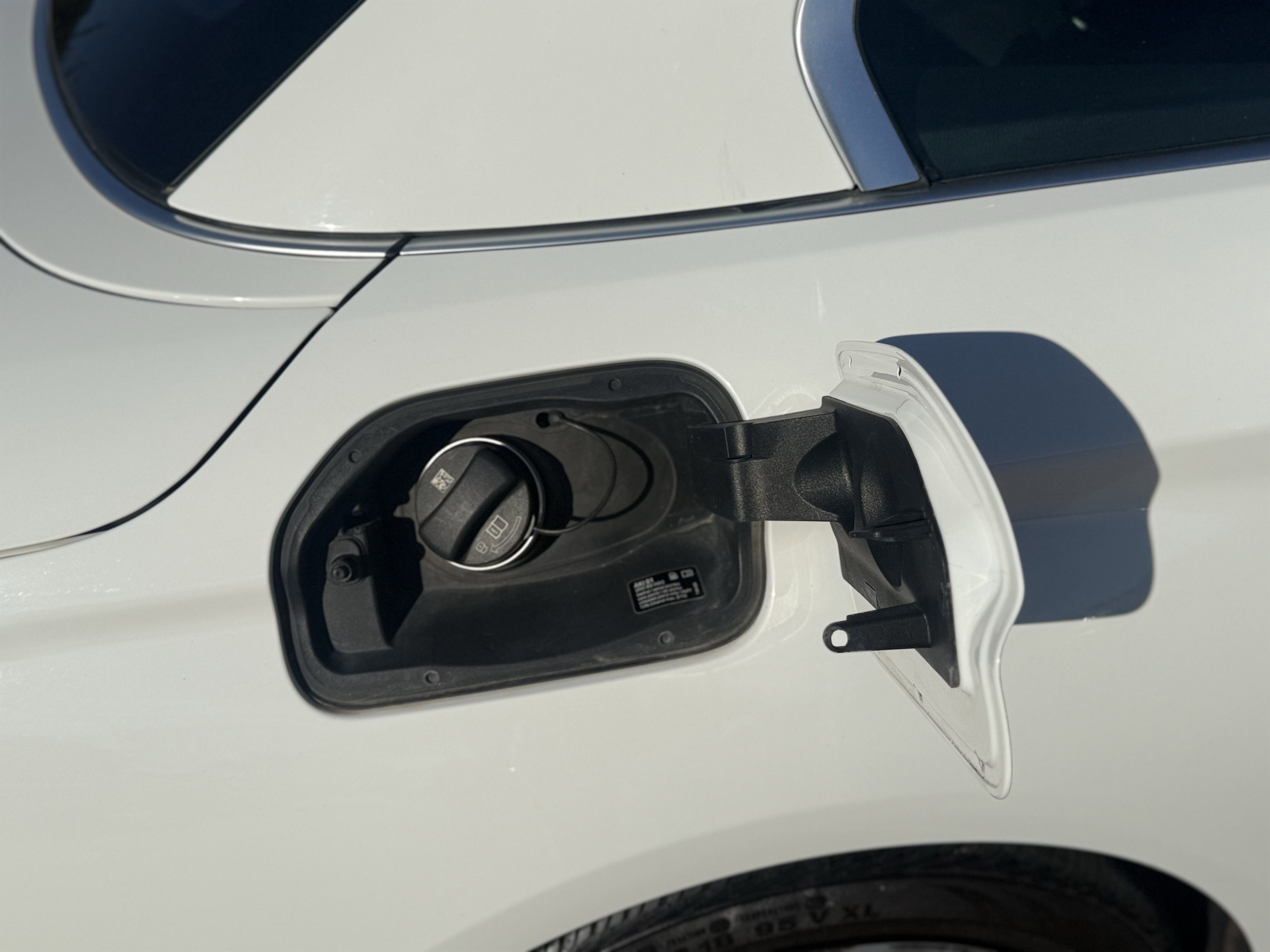 Used 2020 BMW 430i Convertible w/ Convenience Package image 59