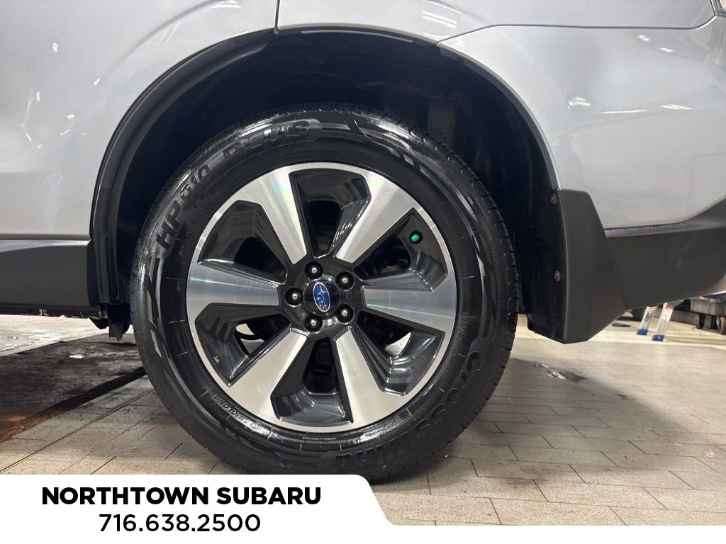 Used 2017 Subaru Forester 2.5i w/ Alloy Wheel Package image 24
