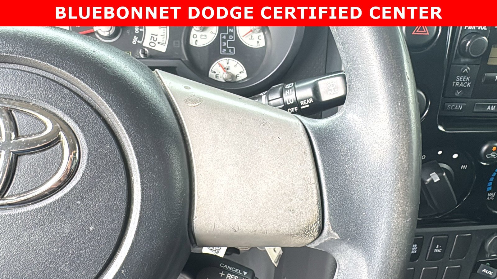 Used 2010 Toyota FJ Cruiser 4WD image 21