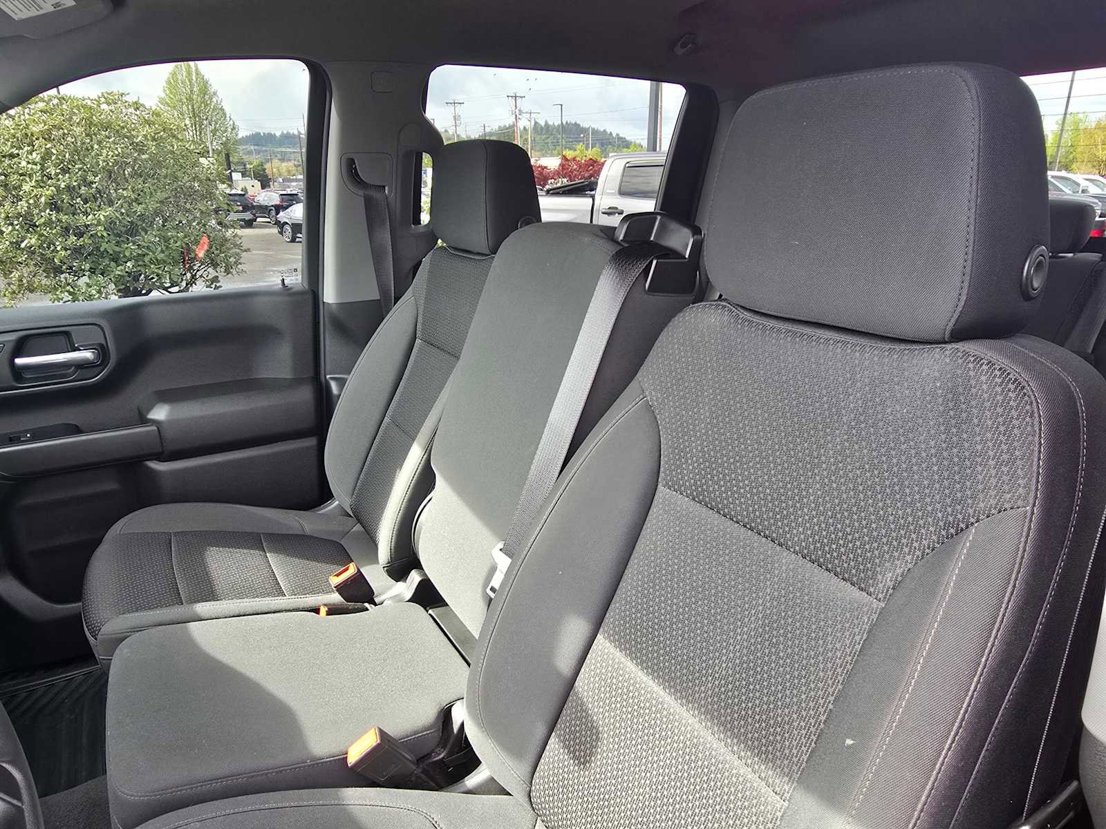 Used 2022 Chevrolet Silverado 1500 Custom AWD/4WD image 24