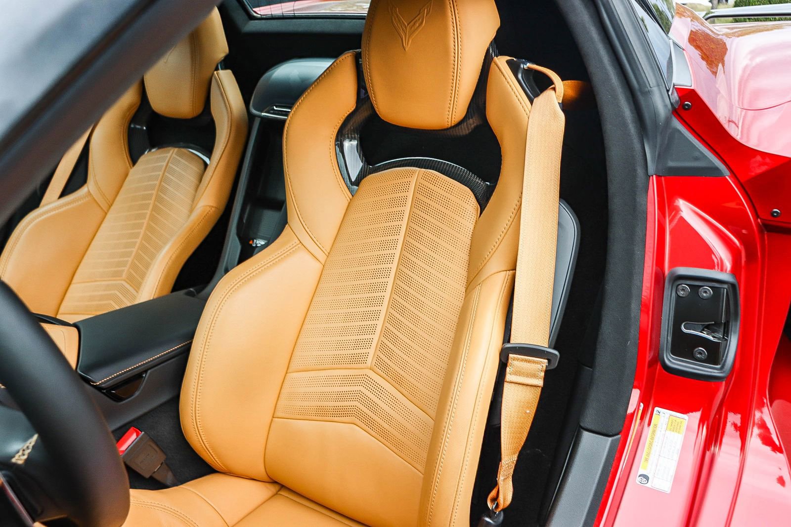 Used 2024 Chevrolet Corvette Stingray Premium Conv w/ Z51 Performance Package image 28