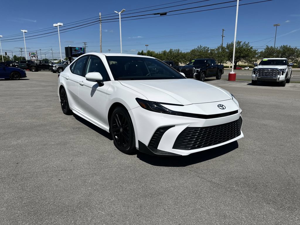 Certified 2025 Toyota Camry SE w/ Convenience Package FWD image 1
