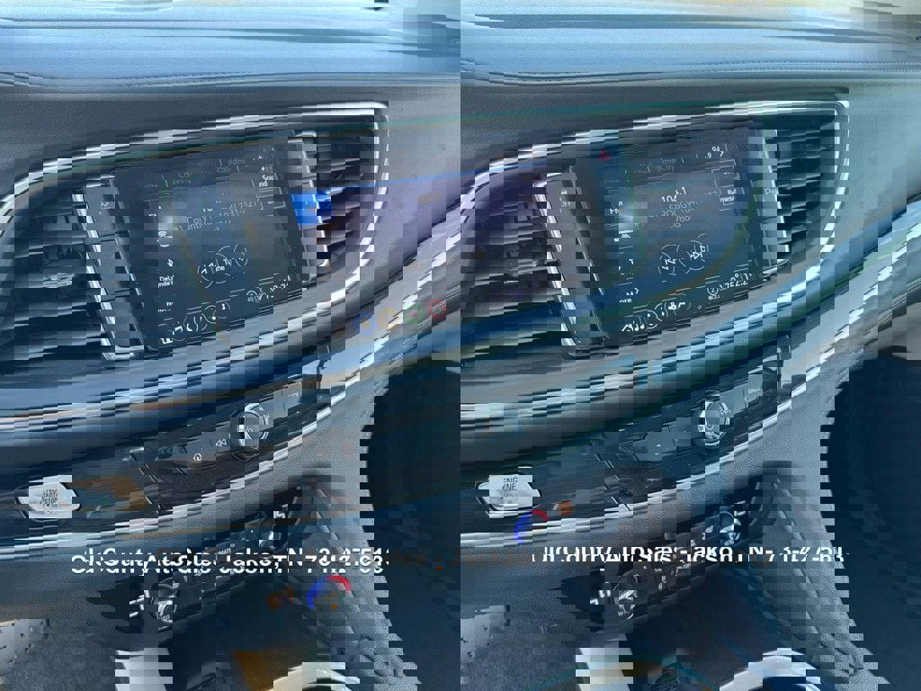 Used 2020 Buick Enclave Essence image 45