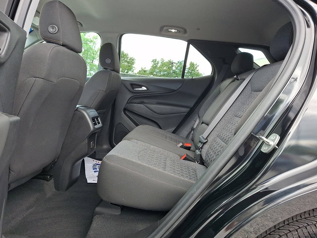Used 2023 Chevrolet Equinox LT AWD/4WD image 13