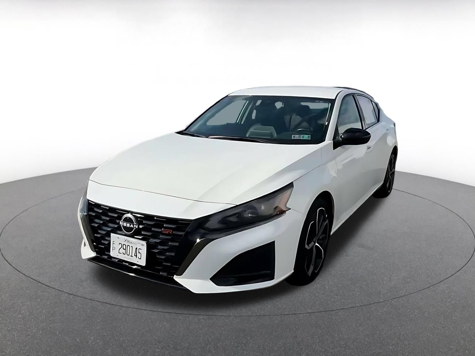 Used 2025 Nissan Altima 2.5 SR FWD image 6