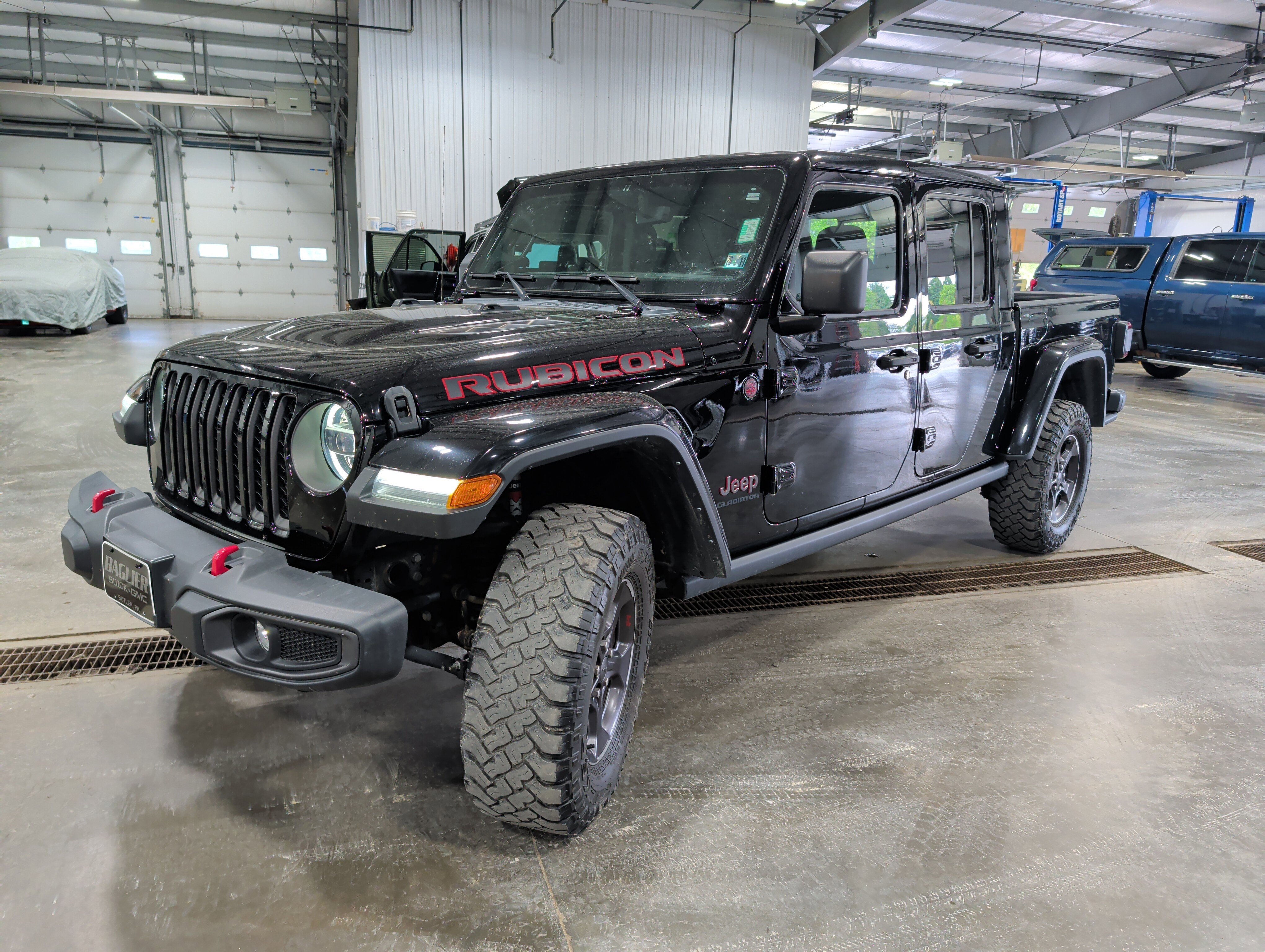 Used 2021 Jeep Gladiator Rubicon AWD/4WD image 6