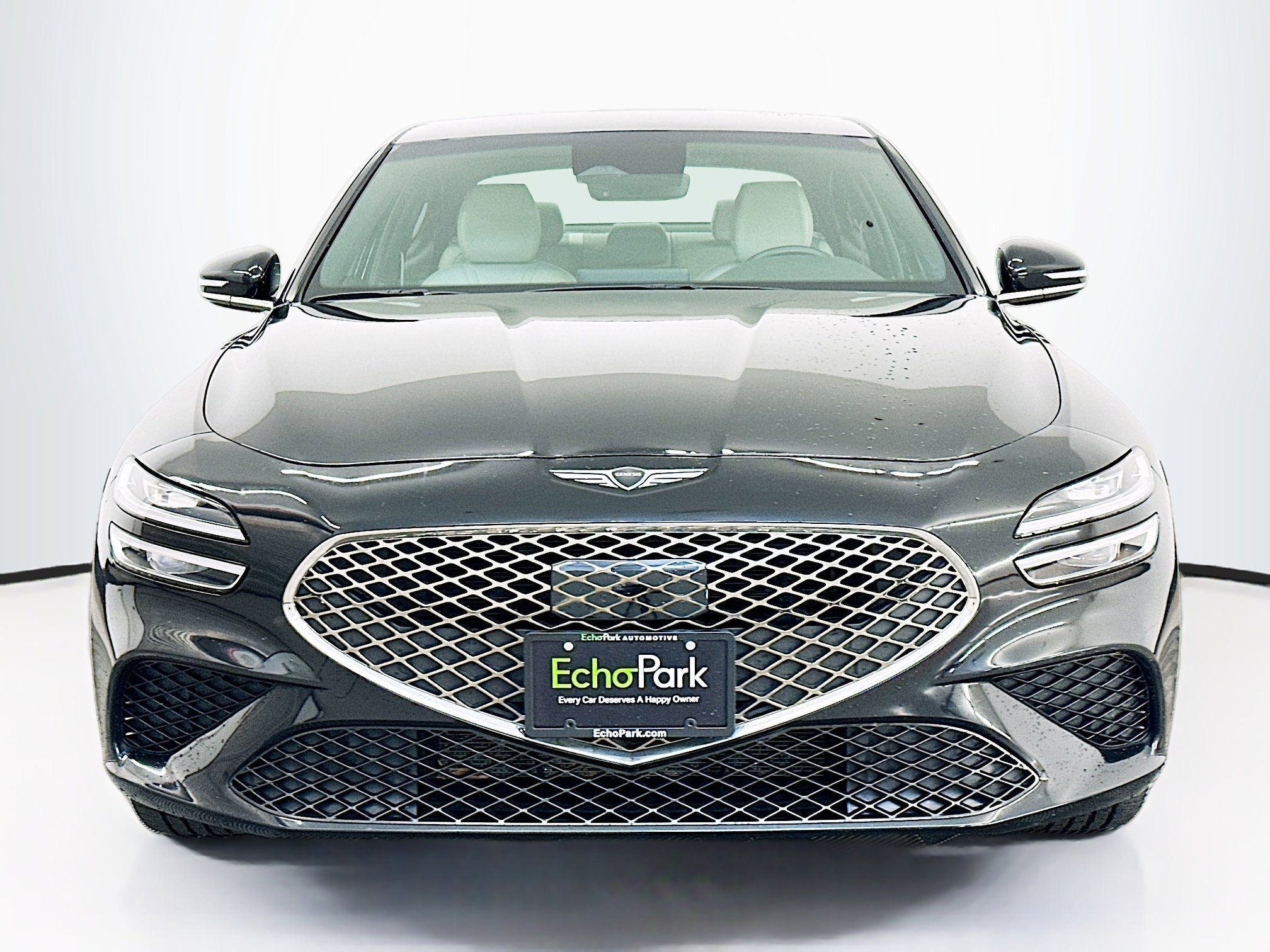 Used 2025 Genesis G70 2.5T image 2