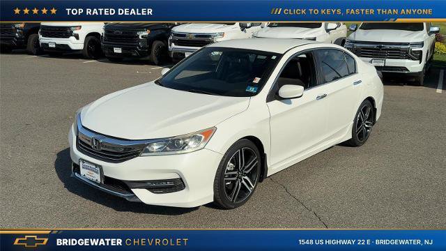 Used 2017 Honda Accord Sport image 5