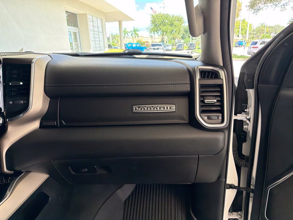 Used 2022 RAM 1500 Laramie AWD/4WD image 27