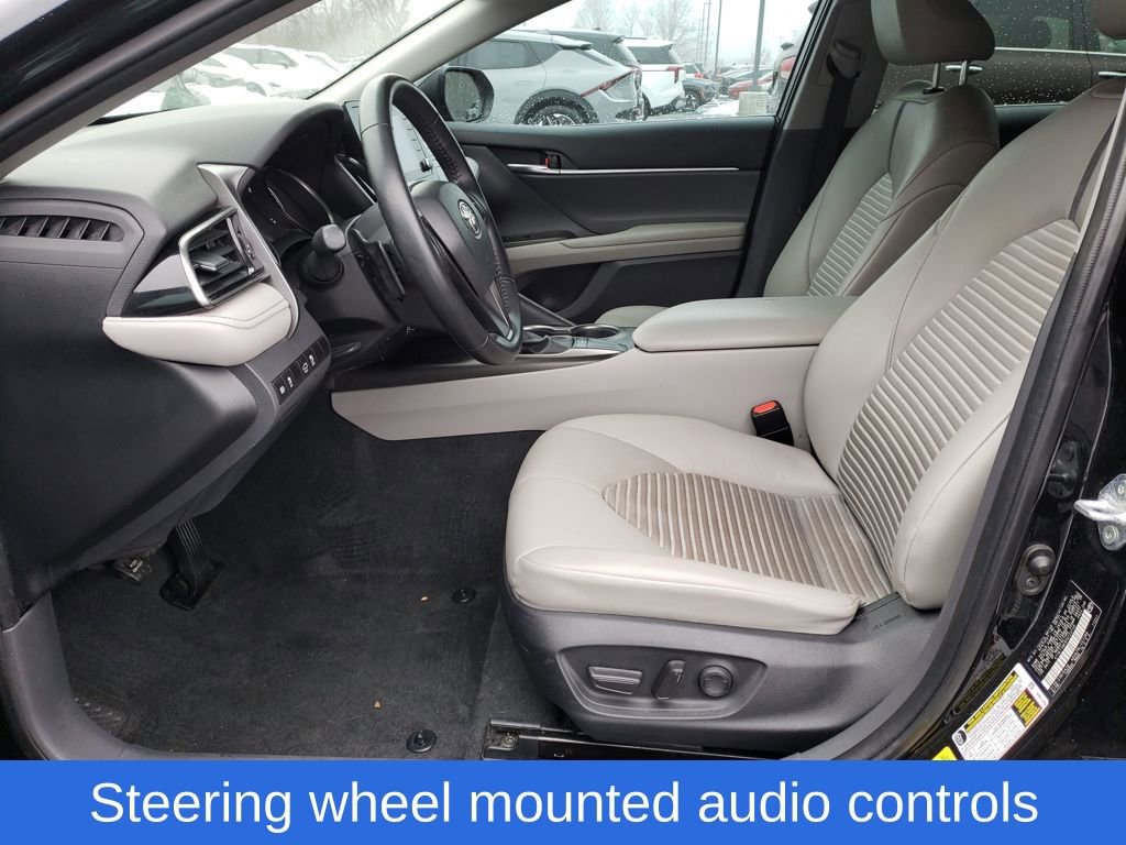 Used 2023 Toyota Camry SE image 14