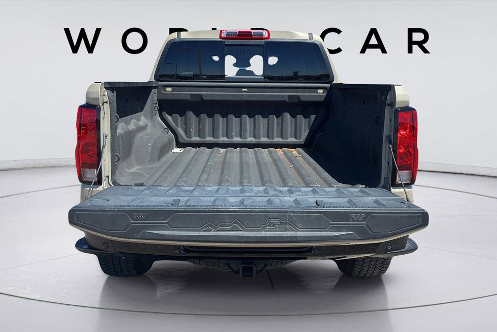 Used 2023 Chevrolet Colorado Trail Boss w/ Technology Package AWD/4WD image 18