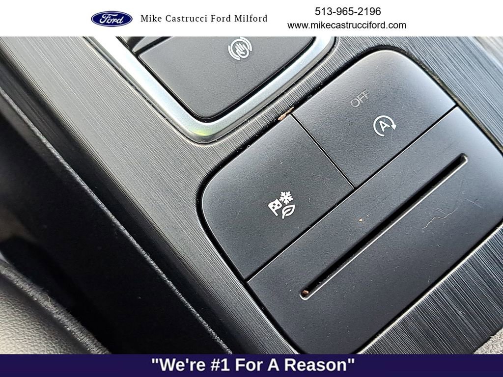 Certified 2024 Ford Escape ST-Line image 16