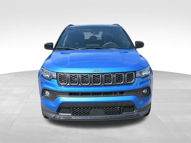 Used 2024 Jeep Compass Latitude w/ Convenience Group AWD/4WD image 8