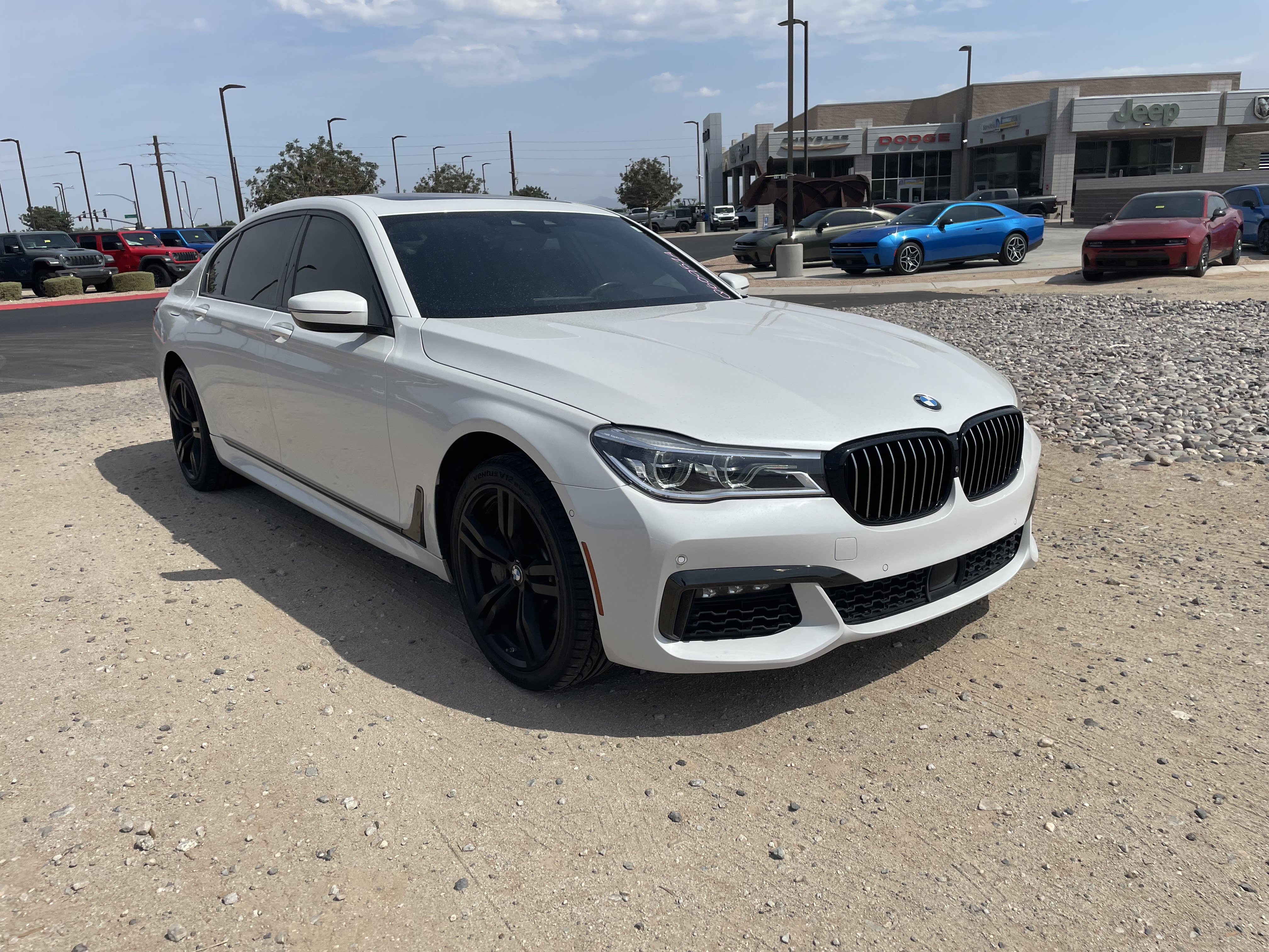 Used 2019 BMW 750i w/ Executive Package RWD image 7