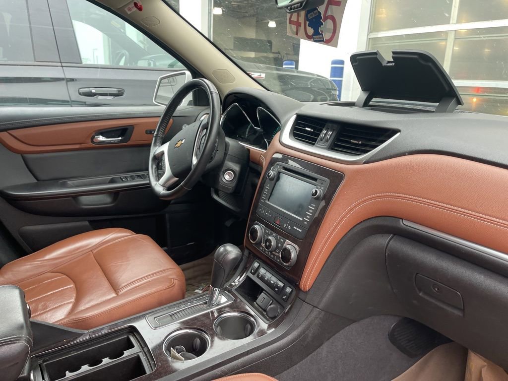 Used 2017 Chevrolet Traverse Premier image 6