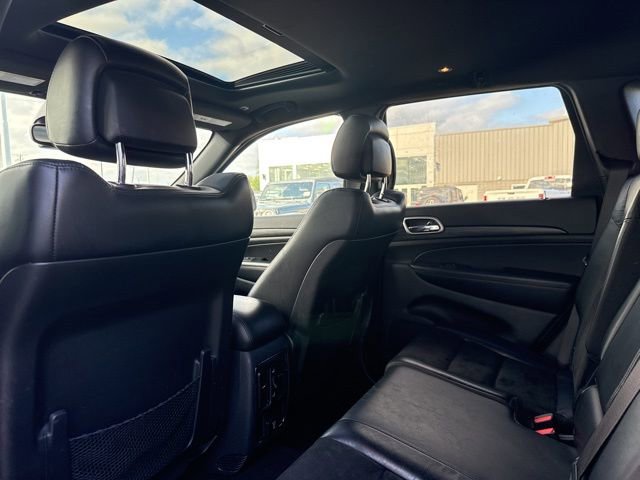 Used 2020 Jeep Grand Cherokee Altitude AWD/4WD image 31