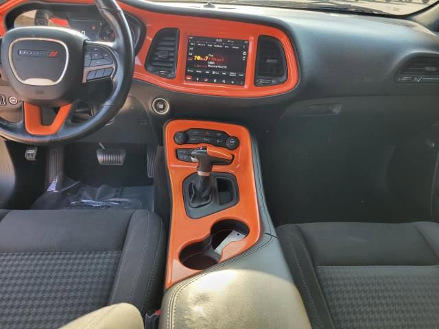 Used 2018 Dodge Challenger R/T w/ Driver Convenience Group RWD image 11