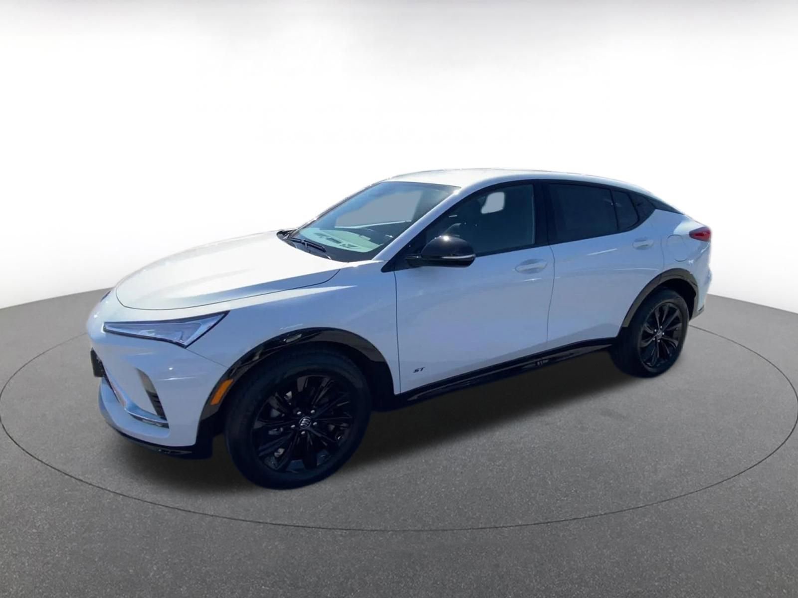 Used 2025 Buick Envista Sport Touring image 9