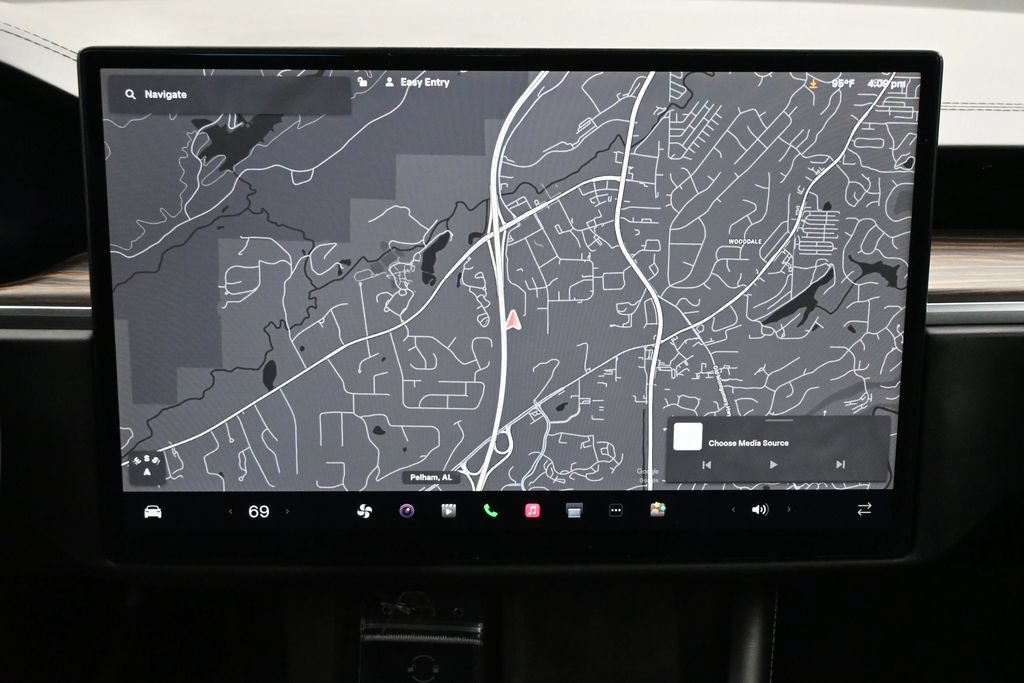 Used 2024 Tesla Model X AWD/4WD image 15