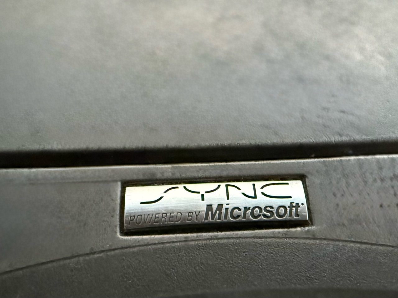 Used 2010 Ford Taurus SEL image 42