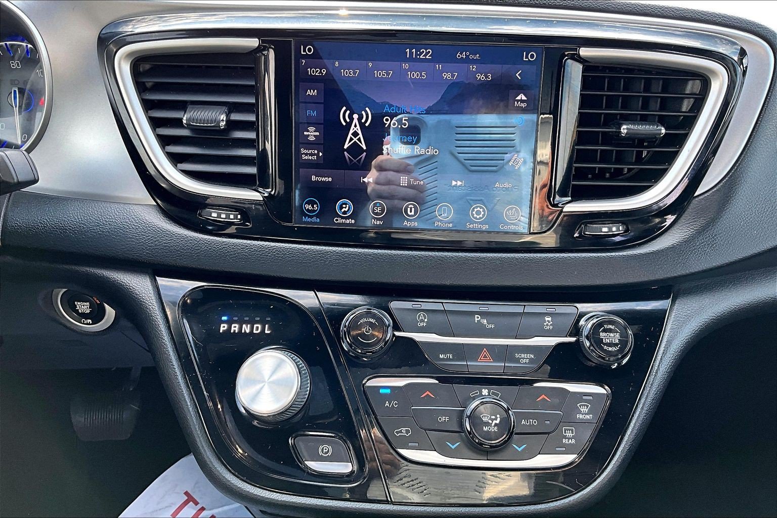 Used 2020 Chrysler Pacifica Touring-L Plus w/ S Appearance Package FWD image 36