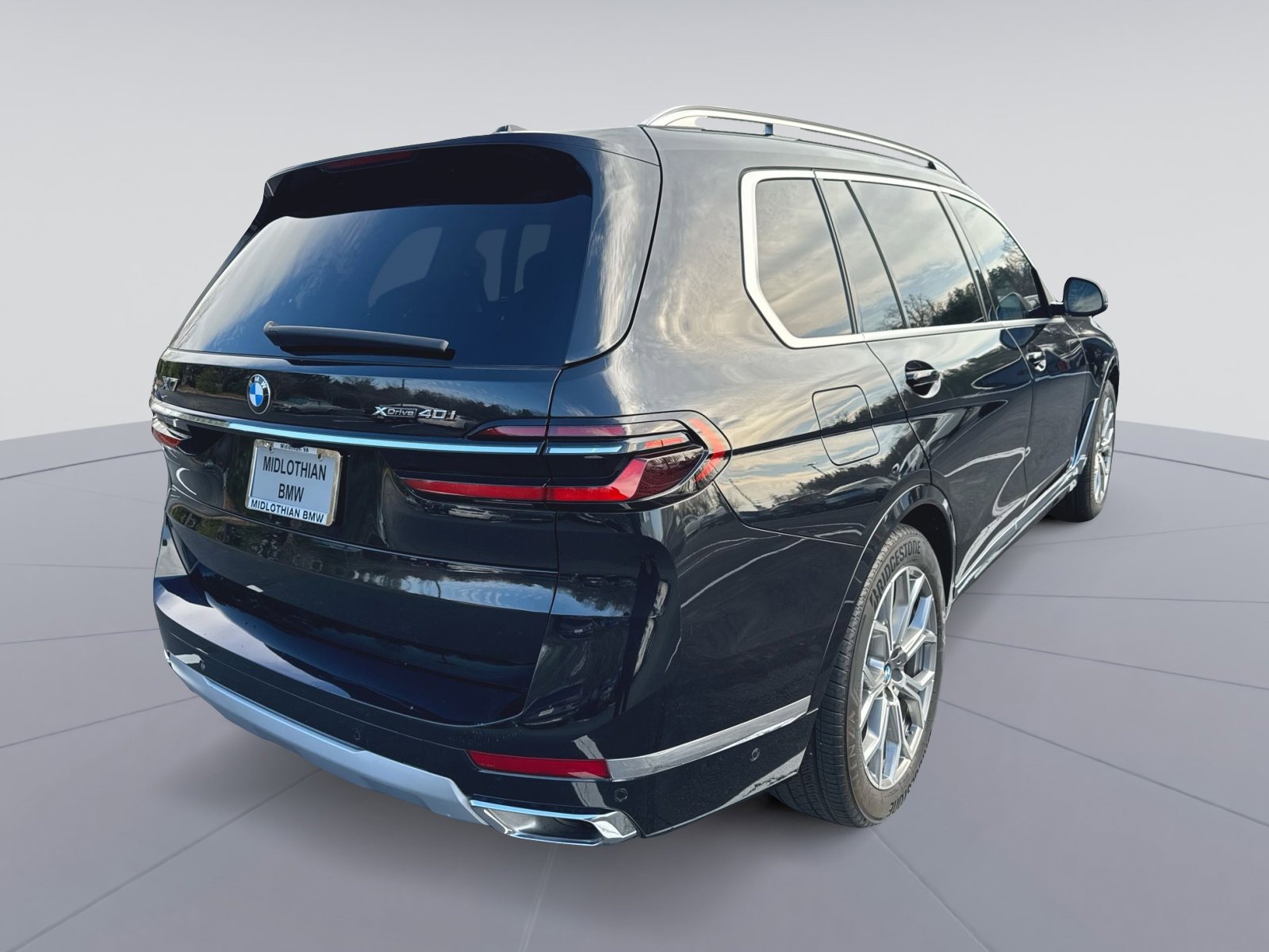 Used 2023 BMW X7 xDrive40i w/ Premium Package image 29