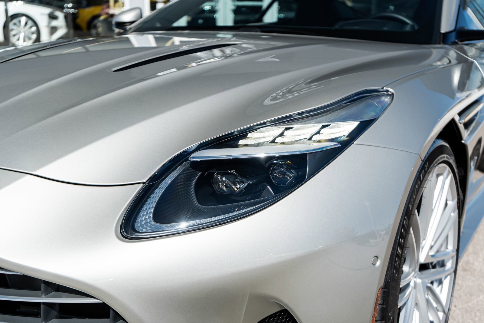 Used 2026 Aston Martin DB12 Coupe image 22