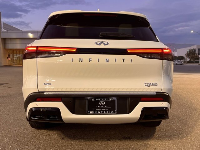 Certified 2023 INFINITI QX60 Pure image 6