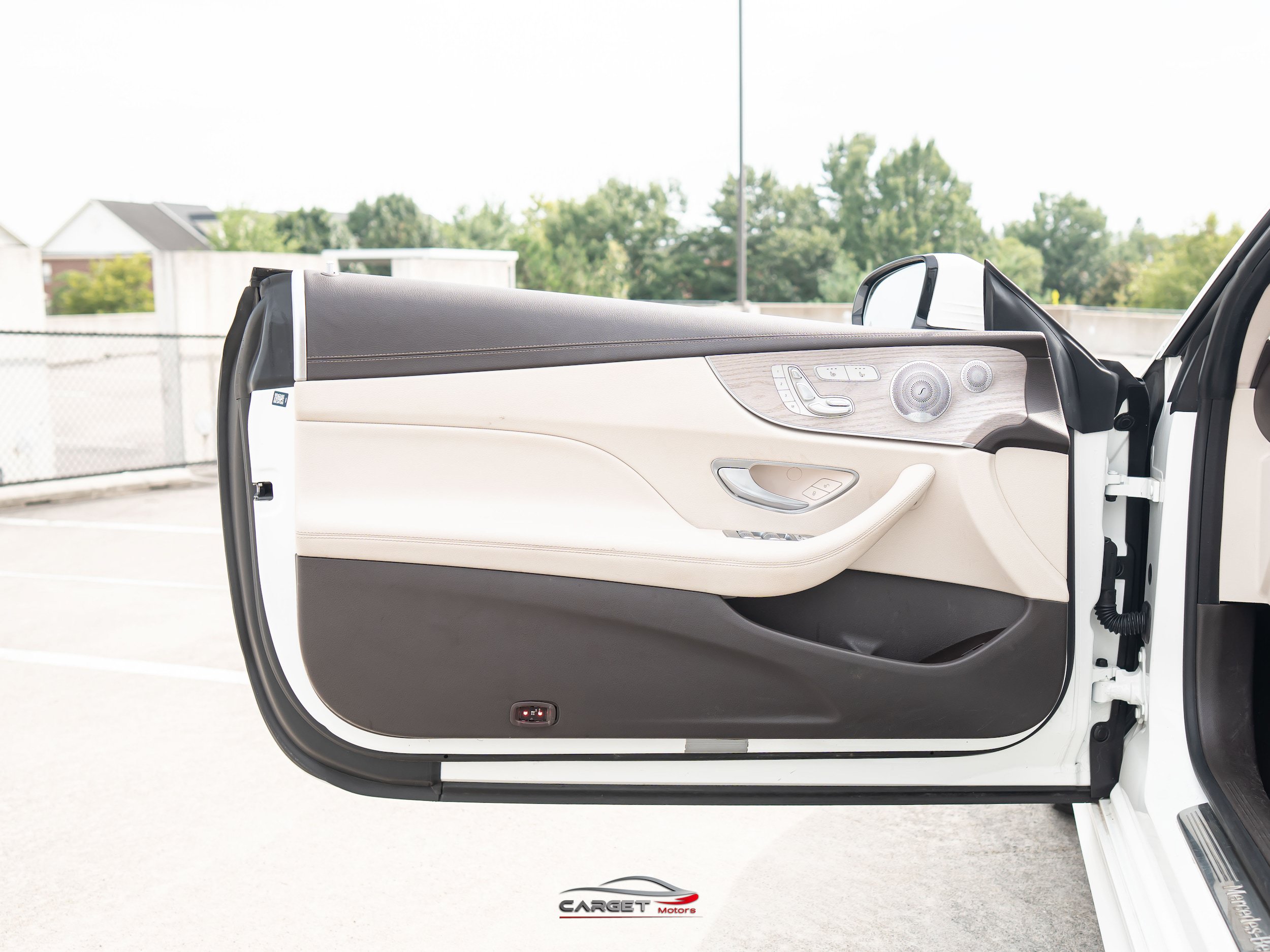 Used 2019 Mercedes-Benz E 450 4MATIC Coupe w/ AMG Line Package image 35