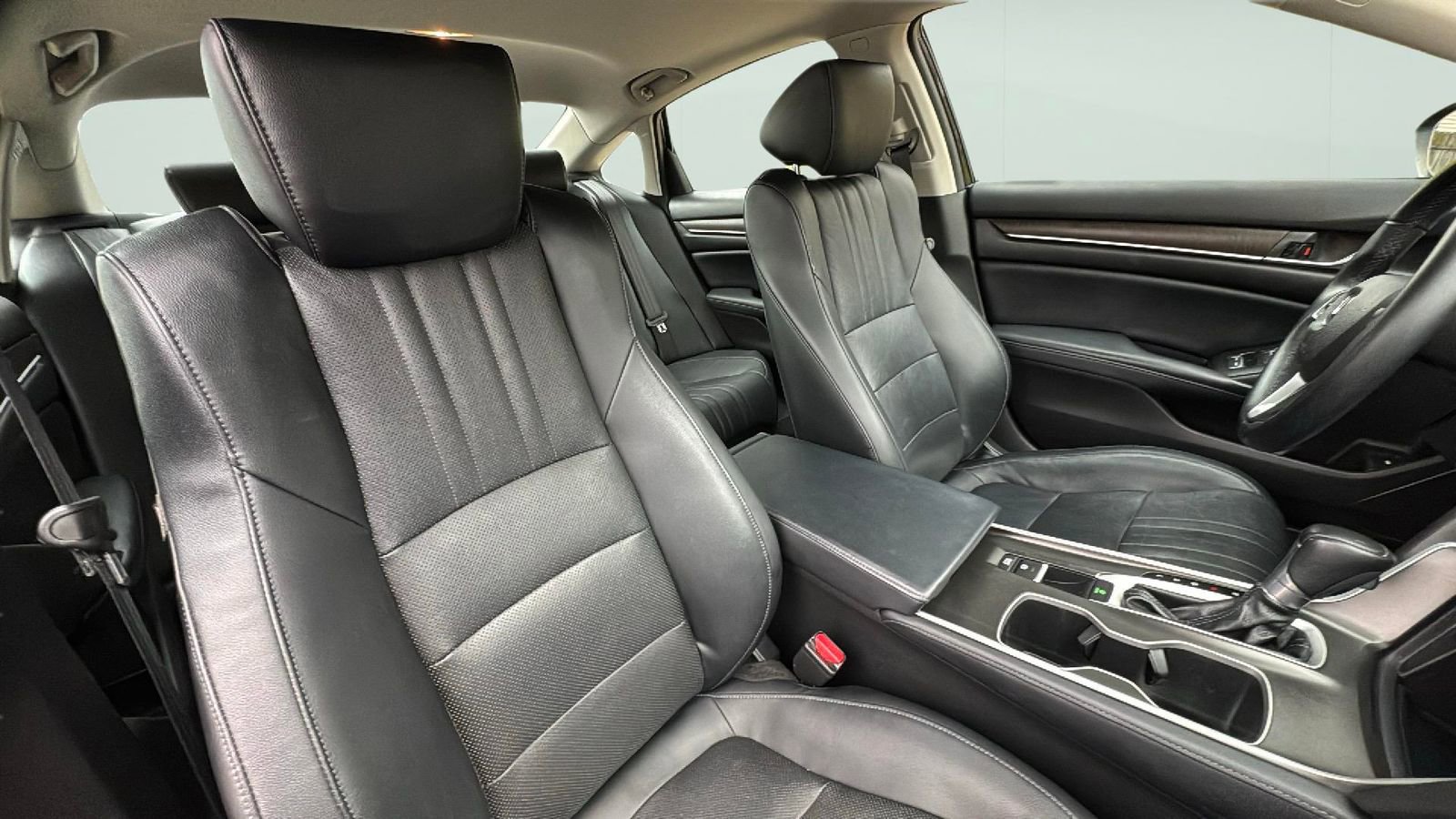 Used 2018 Honda Accord EX-L image 20