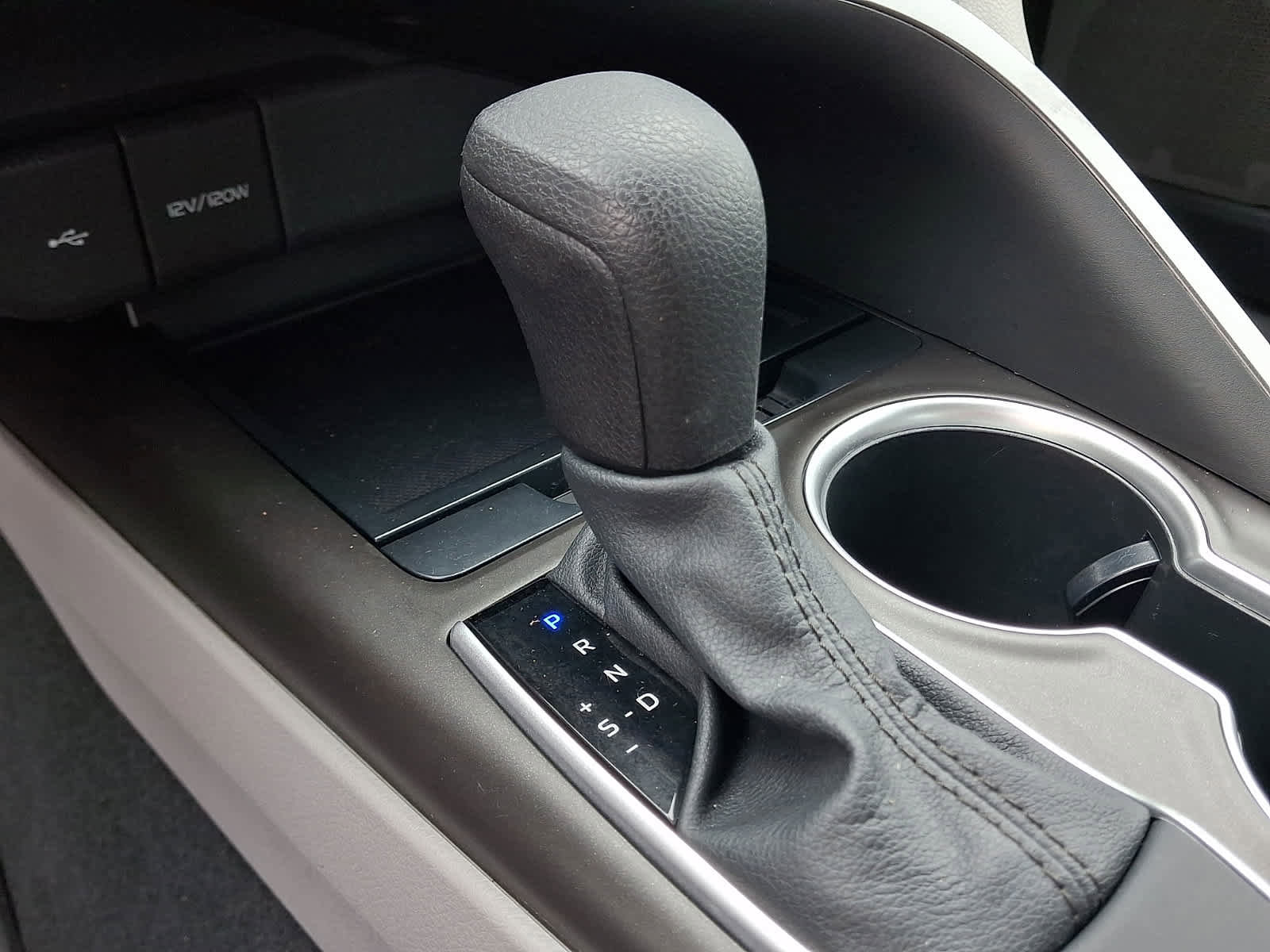 Certified 2021 Toyota Camry LE AWD/4WD image 16