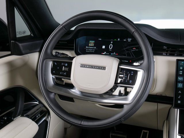New 2026 Land Rover Range Rover Long Wheelbase SE AWD/4WD image 12