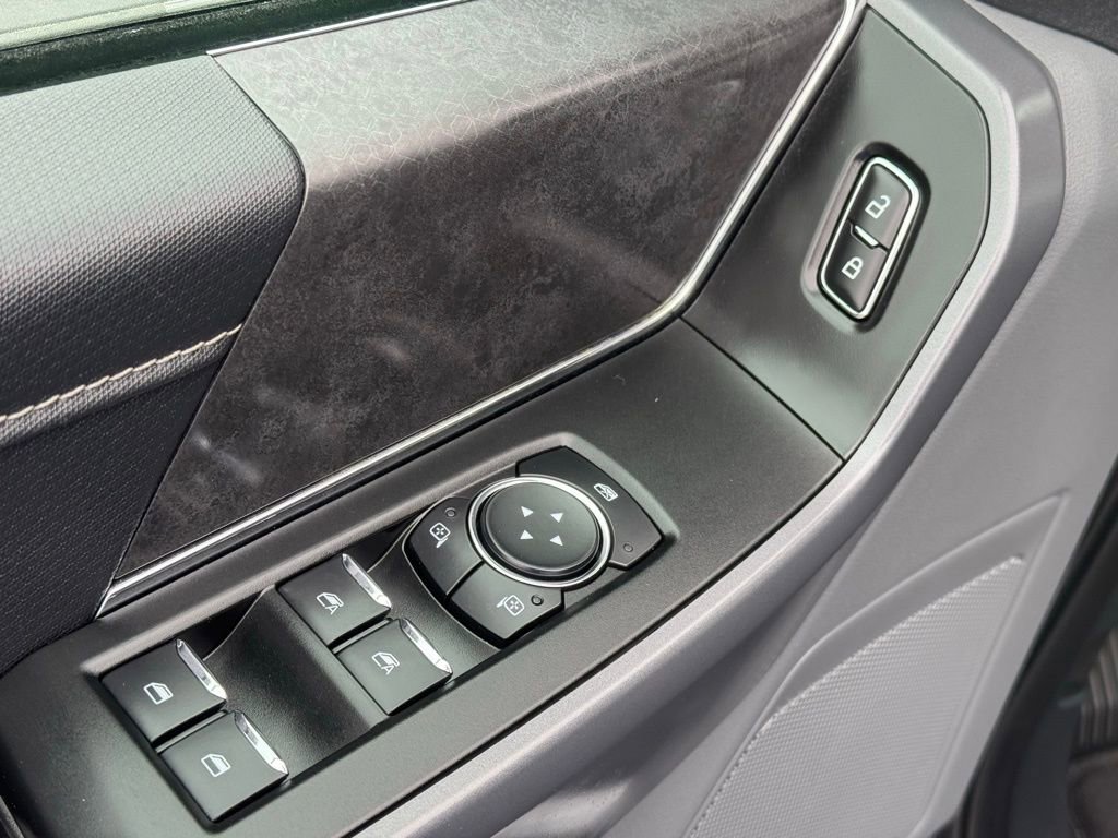 Used 2025 Ford F150 XLT w/ Equipment Group 301A Standard image 23