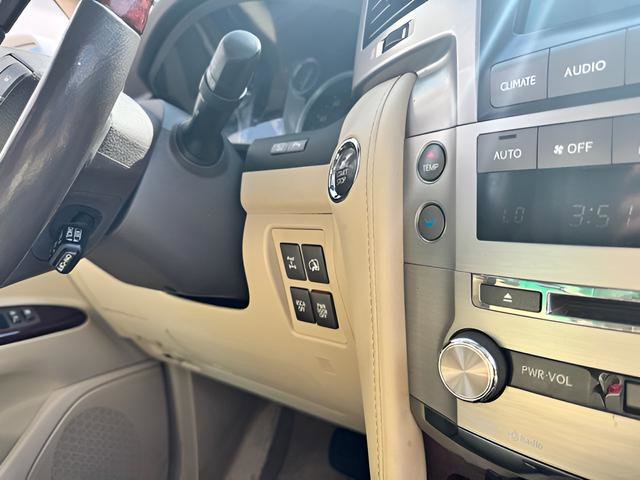 Used 2015 Lexus LX 570 4WD image 23